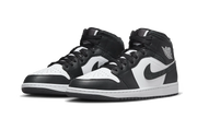 Kup oryginalne Air Jordan 1 Mid Black Elephant FB9909-001 - widok z drugiego boku - Sneakersy