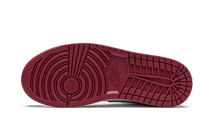 100% Oryginalne Air Jordan 1 Mid Bred Toe - widok z tyłu - 625.00 PLN