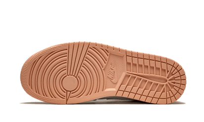 100% Oryginalne Air Jordan 1 Mid Crimson Tint - widok z tyłu - 875.00 PLN