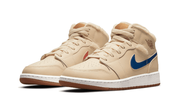 Air Jordan 1 Mid Fleece Pearl White - Kup oryginalne Air Jordan 1 Mid Fleece Pearl White DO2207-264 - widok z drugiego boku - Sneakersy