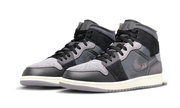 Kup oryginalne Air Jordan 1 Mid Inside Out Black DM9652-001 - widok z drugiego boku - Sneakersy