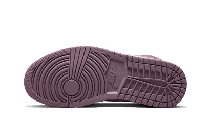 Buty Air Jordan Air Jordan 1 Mid SE Purple Velvet - widok z przodu - Rozmiary EU