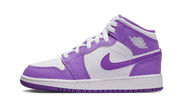 Air Jordan Air Jordan 1 Mid Purple Venom biały-czerwony - widok główny z boku | Saturaise.com