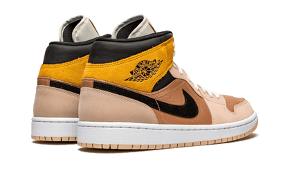 Buty Air Jordan Air Jordan 1 Mid SE Particle Beige - widok z przodu - Rozmiary EU