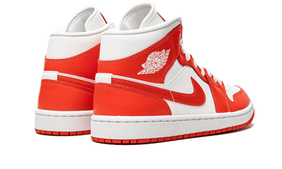 Buty Air Jordan Air Jordan 1 Mid Syracuse - widok z przodu - Rozmiary EU