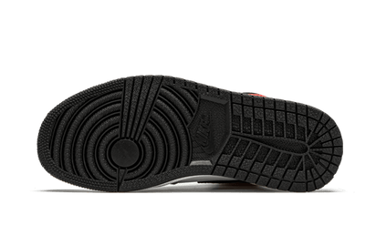 100% Oryginalne Air Jordan 1 Retro High Light Smoke Grey - widok z tyłu - 750.00 PLN