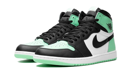 Kup oryginalne Air Jordan 1 Retro High OG Green Glow DZ5485-130 - widok z drugiego boku - Sneakersy