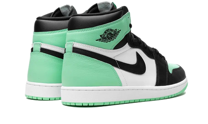 Buty Air Jordan Air Jordan 1 Retro High OG Green Glow - widok z przodu - Rozmiary EU