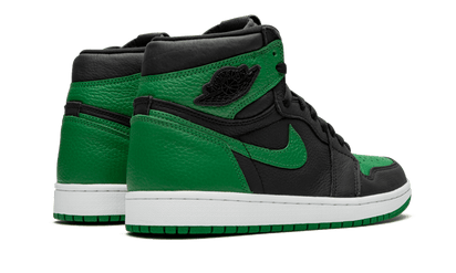 Buty Air Jordan Air Jordan 1 Retro High OG Pine Green Black - widok z przodu - Rozmiary EU