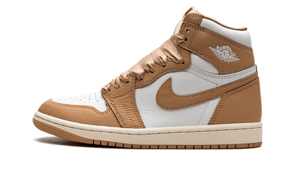 Air Jordan Air Jordan 1 Retro High OG Praline biały-beżowy - widok główny z boku | Saturaise.com