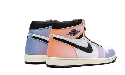 Buty Air Jordan Air Jordan 1 Retro High OG Skyline - widok z przodu - Rozmiary EU