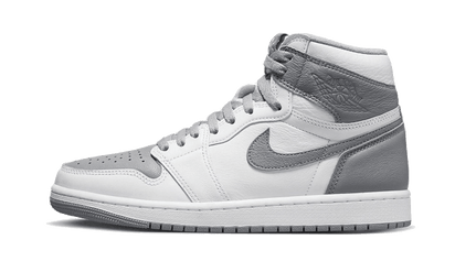 Air Jordan Air Jordan 1 Retro High OG Stealth czarny-biały - widok główny z boku | Saturaise.com