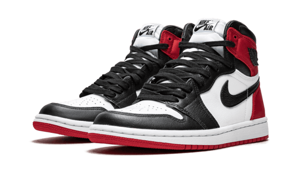 Air Jordan 1 Retro High Satin Black Toe - Kup oryginalne Air Jordan 1 Retro High Satin Black Toe CD0461-016 - widok z drugiego boku - Sneakersy