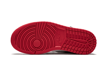 100% Oryginalne Air Jordan 1 Retro High Satin Black Toe - widok z tyłu - 1350.00 PLN