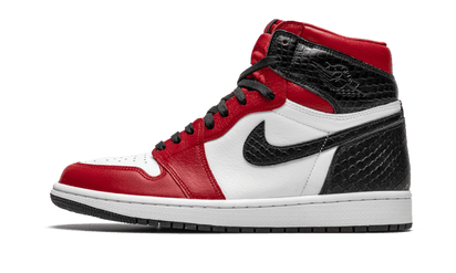 Air Jordan Air Jordan 1 Retro High Satin Snake Chicago czerwono-czarny - widok główny z boku | Saturaise.com