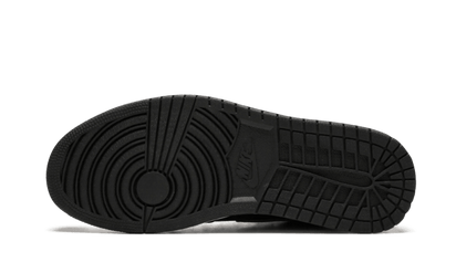 100% Oryginalne Air Jordan 1 Retro High Shadow - widok z tyłu - 2300.00 PLN