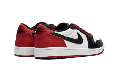 Buty Air Jordan Air Jordan 1 Retro Low OG Black Toe - widok z przodu - Rozmiary EU