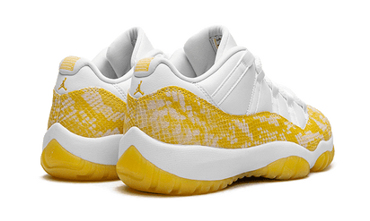 Buty Air Jordan Air Jordan 11 Retro Low Yellow Snakeskin - widok z przodu - Rozmiary EU