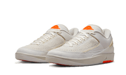 Kup oryginalne Air Jordan 2 Low SP Shelflife Sail - widok z drugiego boku - Sneakersy