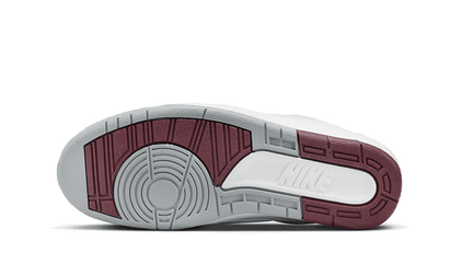 Buty Air Jordan Air Jordan 2 Retro Low Cherrywood - widok z przodu - Rozmiary EU