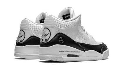 Buty Air Jordan Air Jordan 3 Retro Fragment White Black - widok z przodu - Rozmiary EU