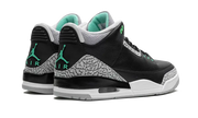 Buty Air Jordan Air Jordan 3 Retro Green Glow - widok z przodu - Rozmiary EU
