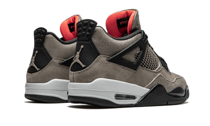 Buty Air Jordan Air Jordan 4 Taupe Haze - widok z przodu - Rozmiary EU