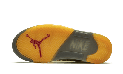 100% Oryginalne Air Jordan 5 Retro Off-White Sail - widok z tyłu - 1200.00 PLN