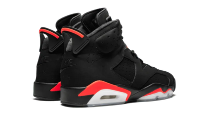 Buty Air Jordan Air Jordan 6 Retro Black Infrared - widok z przodu - Rozmiary EU