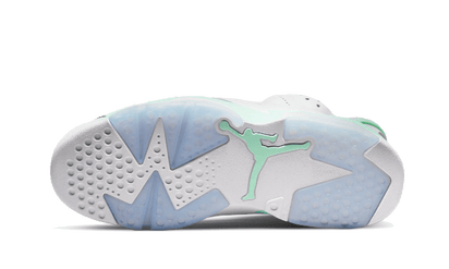Buty Air Jordan Air Jordan 6 Retro Mint Foam - widok z przodu - Rozmiary EU