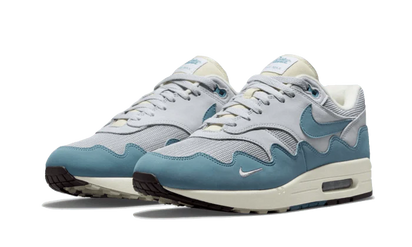 Kup oryginalne Air Max 1 Patta Noise Aqua (Special Box + Bracelet) DH1348-004 - widok z drugiego boku - Sneakersy