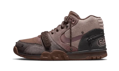 Nike Air Trainer 1 SP Travis Scott Wheat brązowo-biały - widok główny z boku | Saturaise.com