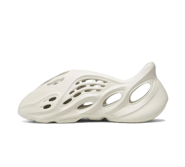 Yeezy Foam RNNR Sand