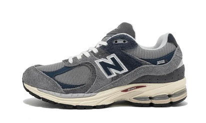 New Balance 2002R Navy Castlerock granatowy-szary - widok główny z boku | Saturaise.com