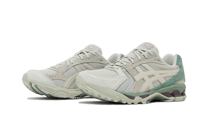 Kup oryginalne Gel-Kayano 14 Light Sage - widok z drugiego boku - Sneakersy