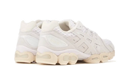 Buty Asics Gel-Nimbus 9 ENNOY White - widok z przodu - Rozmiary EU