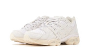Kup oryginalne Gel-Nimbus 9 ENNOY White - widok z drugiego boku - Sneakersy