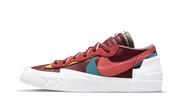 Blazer Low Sacai Kaws Team Red - widok główny z boku - Kolekcjonerska figurka