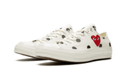 Kup oryginalne Chuck Taylor All-Star 70s Ox Comme des Garçons PLAY Polka Dot White - widok z drugiego boku - Sneakersy