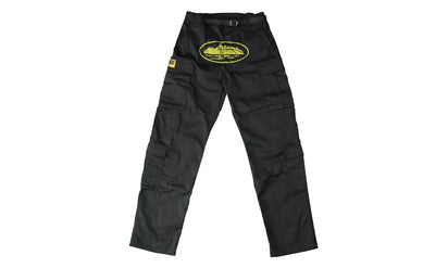 Corteiz Corteiz Yella Guerillaz Cargos Black/Yellow czarny-żółty - widok główny z boku | Saturaise.com
