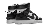 Buty Nike Dunk High Ambush Black White - widok z przodu - Rozmiary EU