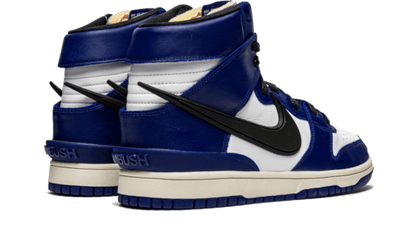 Buty Nike Dunk High Ambush Deep Royal Blue - widok z przodu - Rozmiary EU