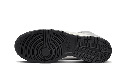 Buty Nike Dunk High Retro Grey Orange - widok z przodu - Rozmiary EU