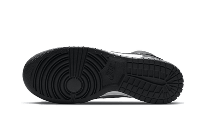 Buty Nike Nike Dunk High Panda (2021) - widok z przodu - Rozmiary EU