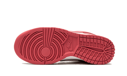 100% Oryginalne Dunk Low Archeo Pink - widok z tyłu - 1060.00 PLN