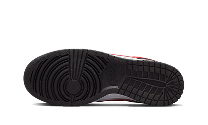 Buty Nike Dunk Low Black White Red - widok z przodu - Rozmiary EU