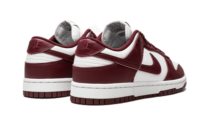 Buty Nike Dunk Low Bordeaux - widok z przodu - Rozmiary EU