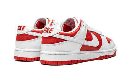Buty Nike Dunk Low Championship Red - widok z przodu - Rozmiary EU