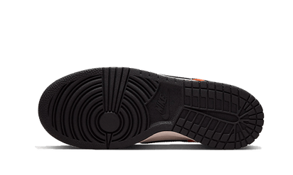 Buty Nike Dunk Low Halloween (2022) - widok z przodu - Rozmiary EU