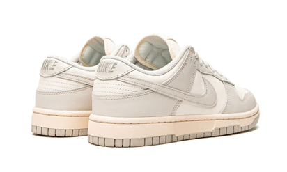 Buty Nike Dunk Low Light Bone - widok z przodu - Rozmiary EU